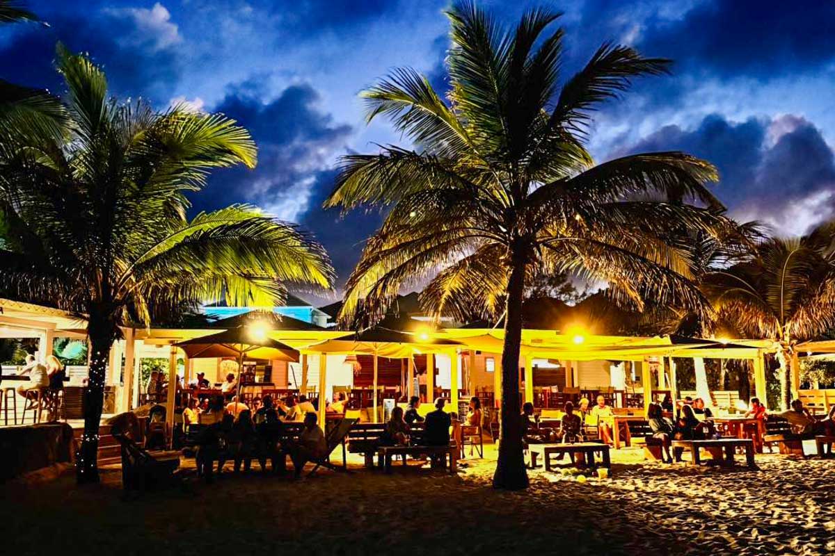 Bikinisxm in Saint Maarten