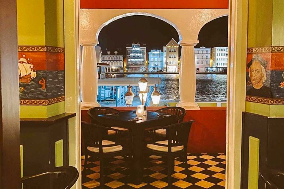 Grand Café Gouverneur de Rouville in Curacao