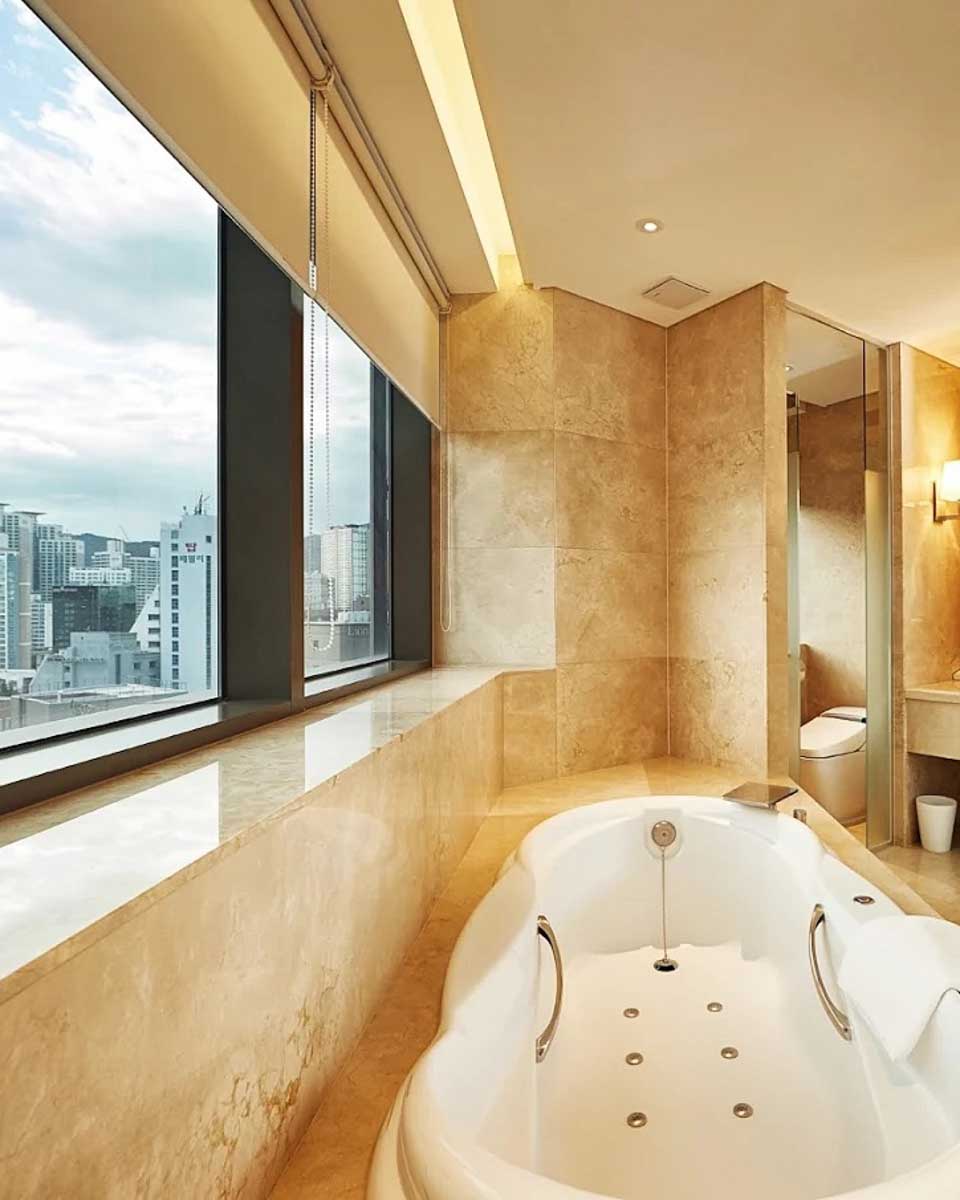 Soaking tub with a view at the Arban Hotel in Busan