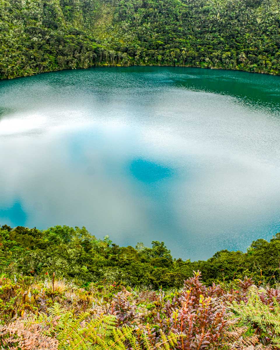 Lake-Guatavita-outside-of-Bogota-Colombia 1