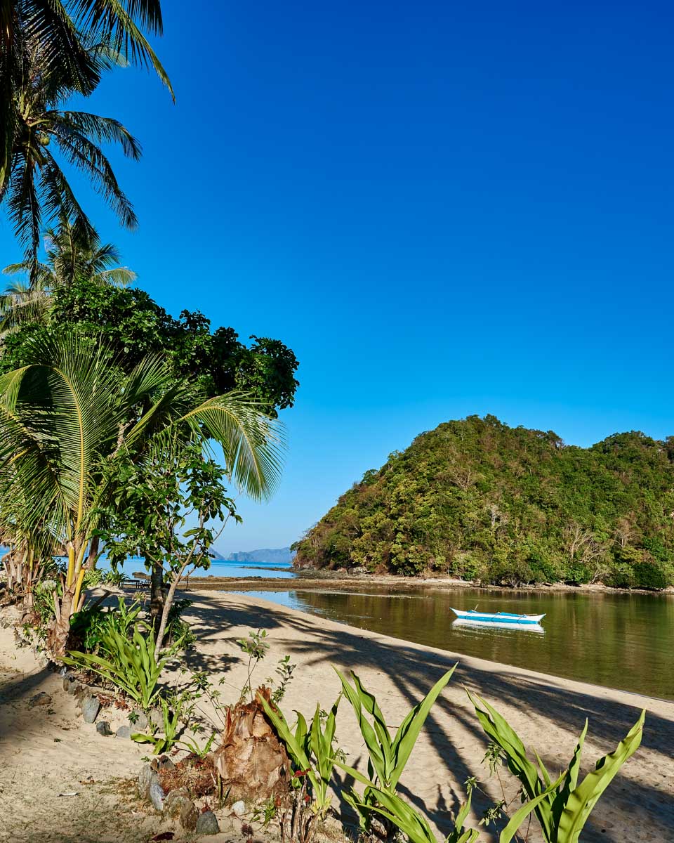 Marimegmeg Beach in El Nido Philippines
