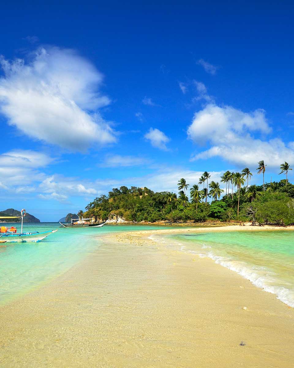 Snake Island seen on a tour from El Nido Philippines