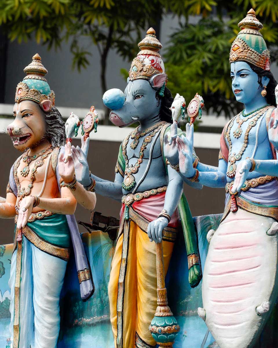 Sri Srinivasa Perumal hindu temple in Singapore