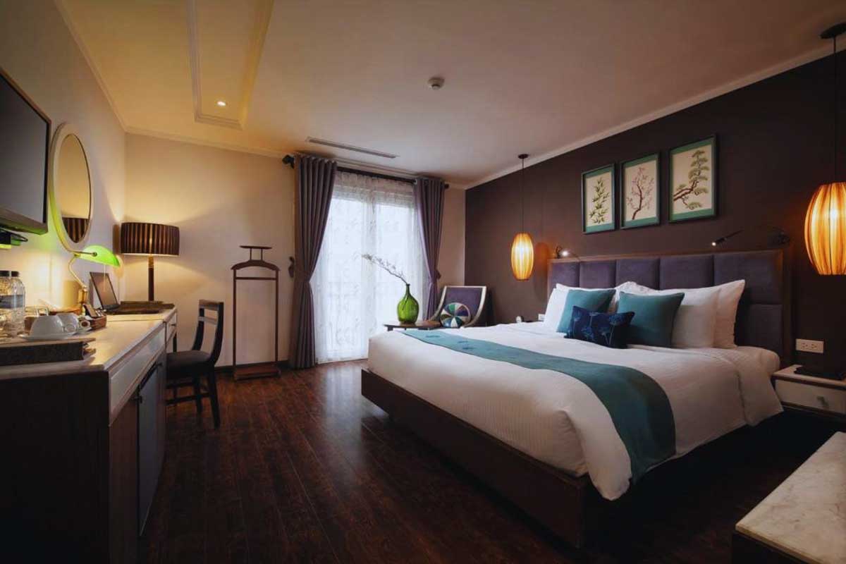Hotel Emerald Waters Classy in Hanoi Vietnam