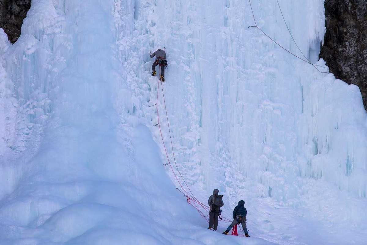 A-person-ice-climbs-in-Jasper-AB-Canada-winter-1