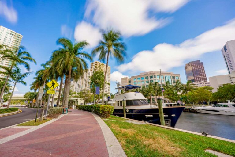 The Fort Lauderdale Riverwalk in Fort Lauderdale Florida on a sunny day (2)