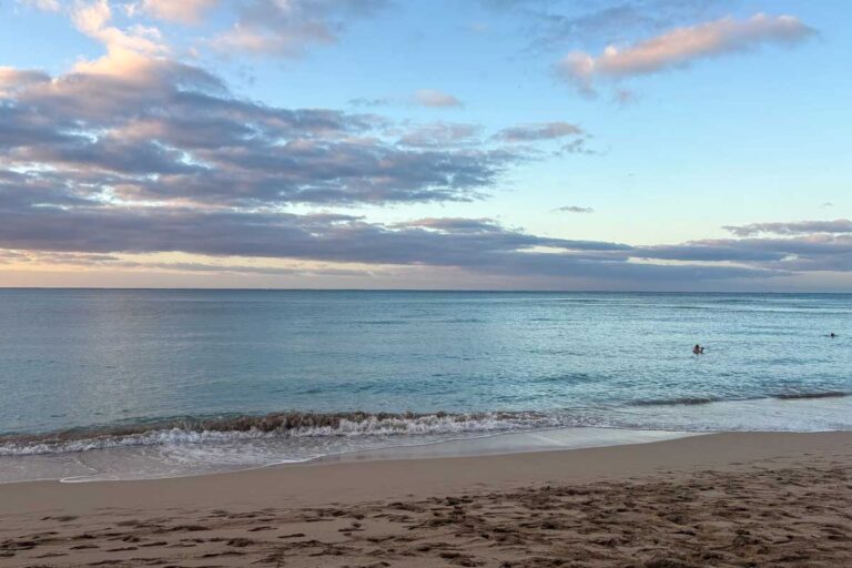 How to Spend FIVE Days in Waikiki, Hawaii: 5-Day Itinerary