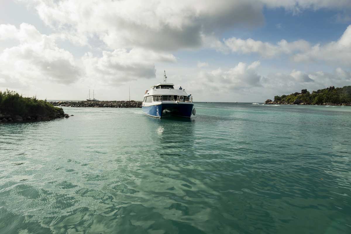 Ferry Praslin Seychelles