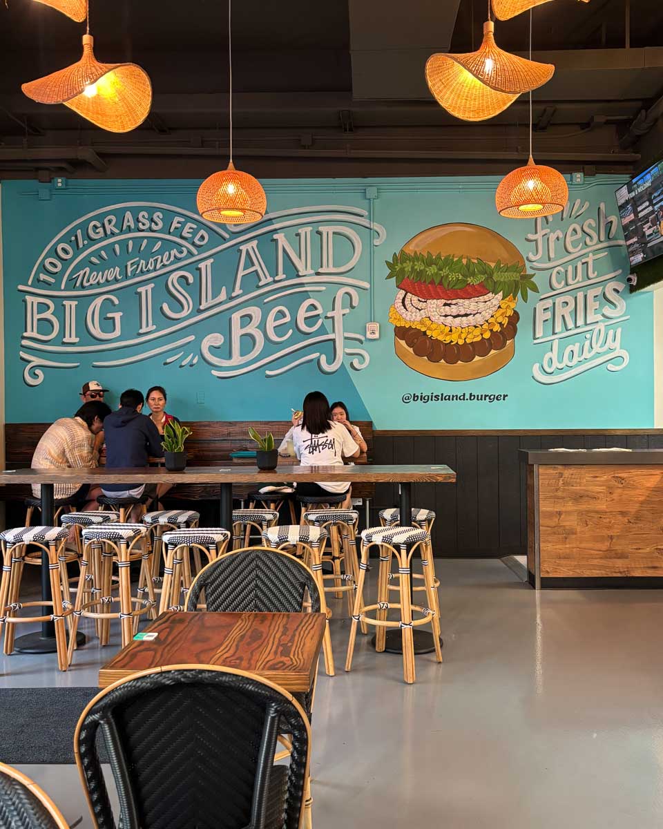 Big Island Burger in Oahu Waikiki Hawaii (1)