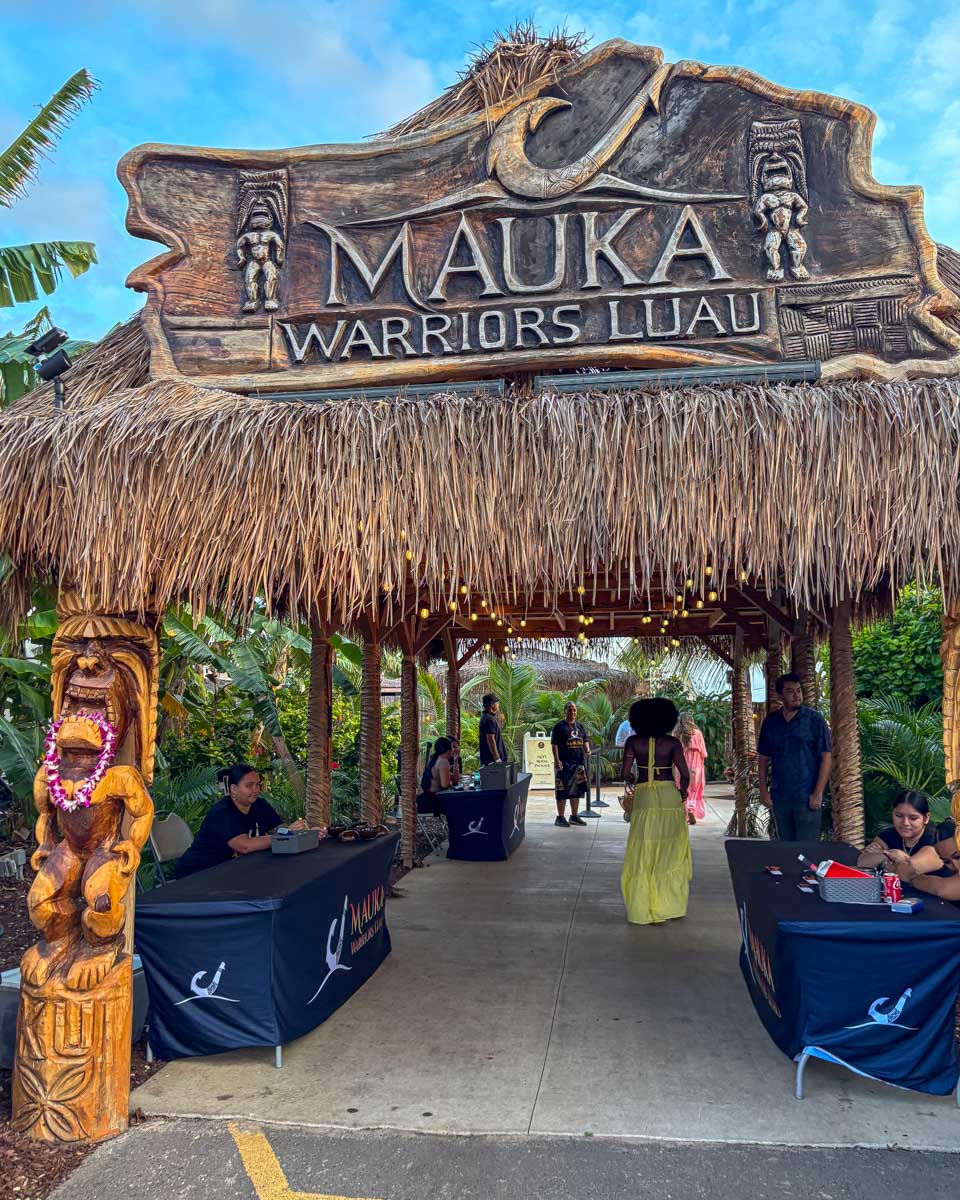 Mauka Luau in Waikiki Honolulu Hawaii (14)