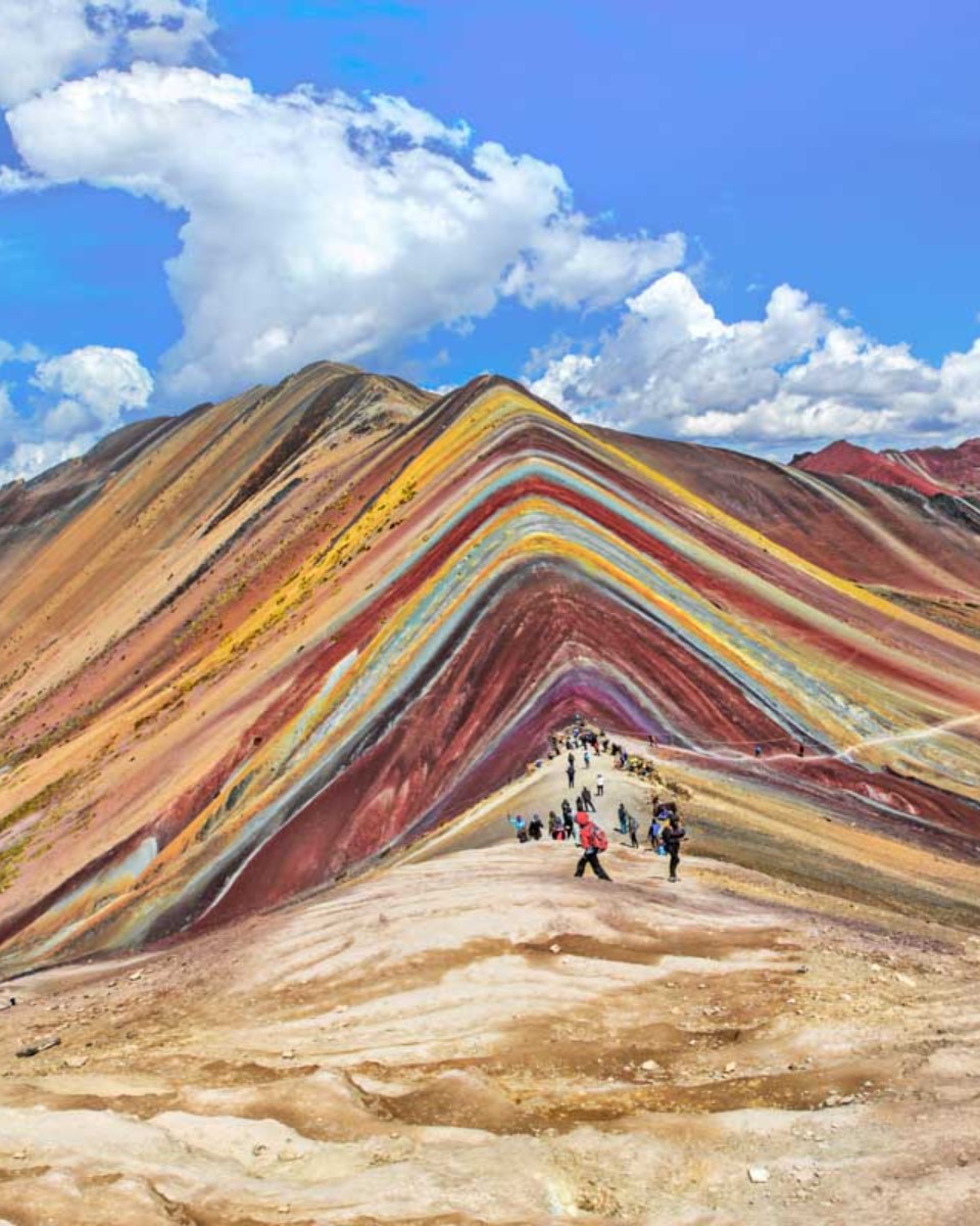 Portrait-View-of-Vinicunca-or-Rainbow-Mountain-in-Peru