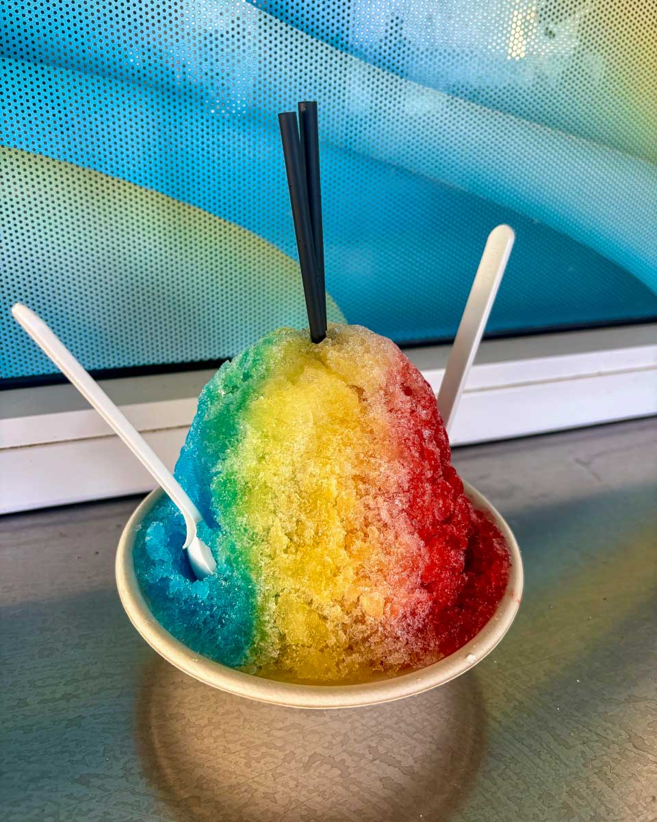 Shaved-ice-eaten-in-Hale'iwa Oahu-Hawaii-77