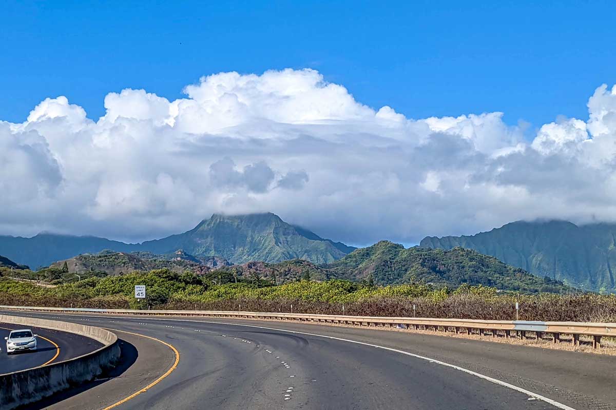 The road to Honolulu from the airport in Oahu Hawaii